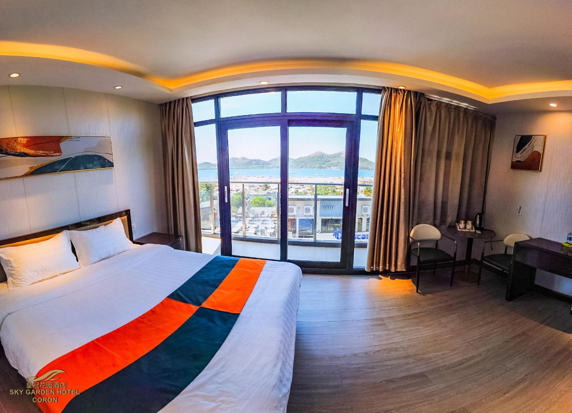 Sky Garden Hotel Корон Екстериор снимка