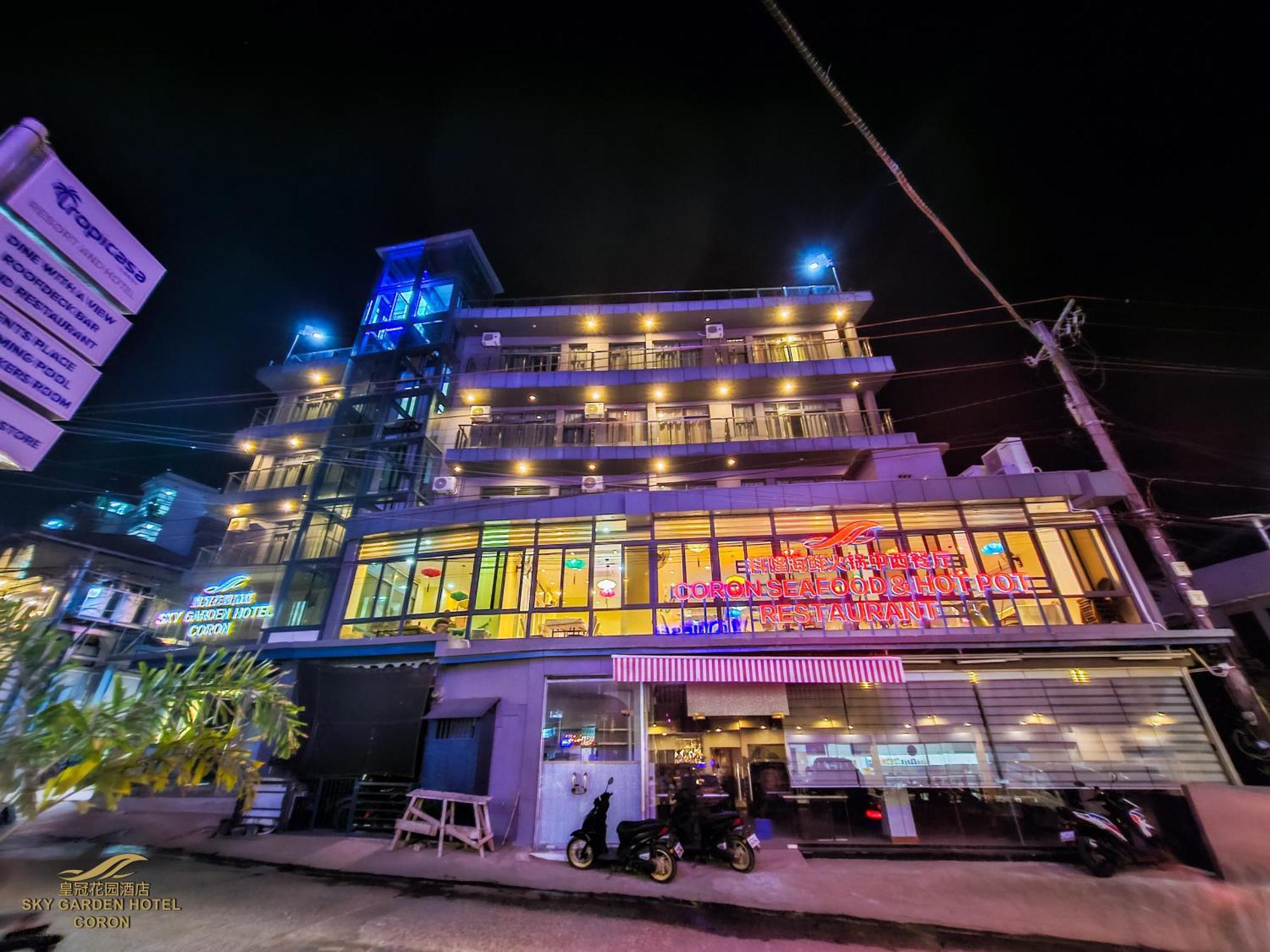Sky Garden Hotel Корон Екстериор снимка